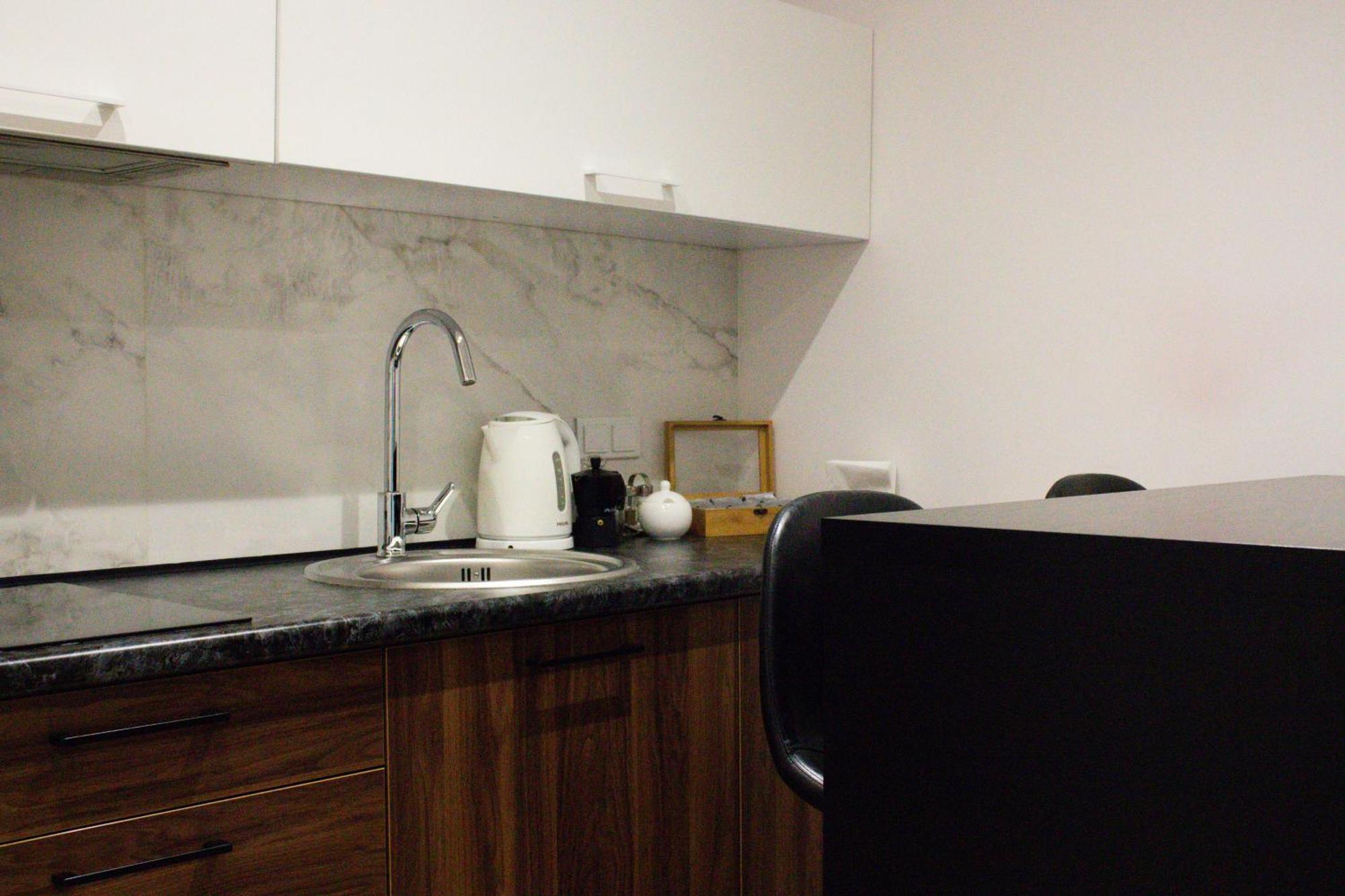 Amsterdam Lviv Apartments Экстерьер фото