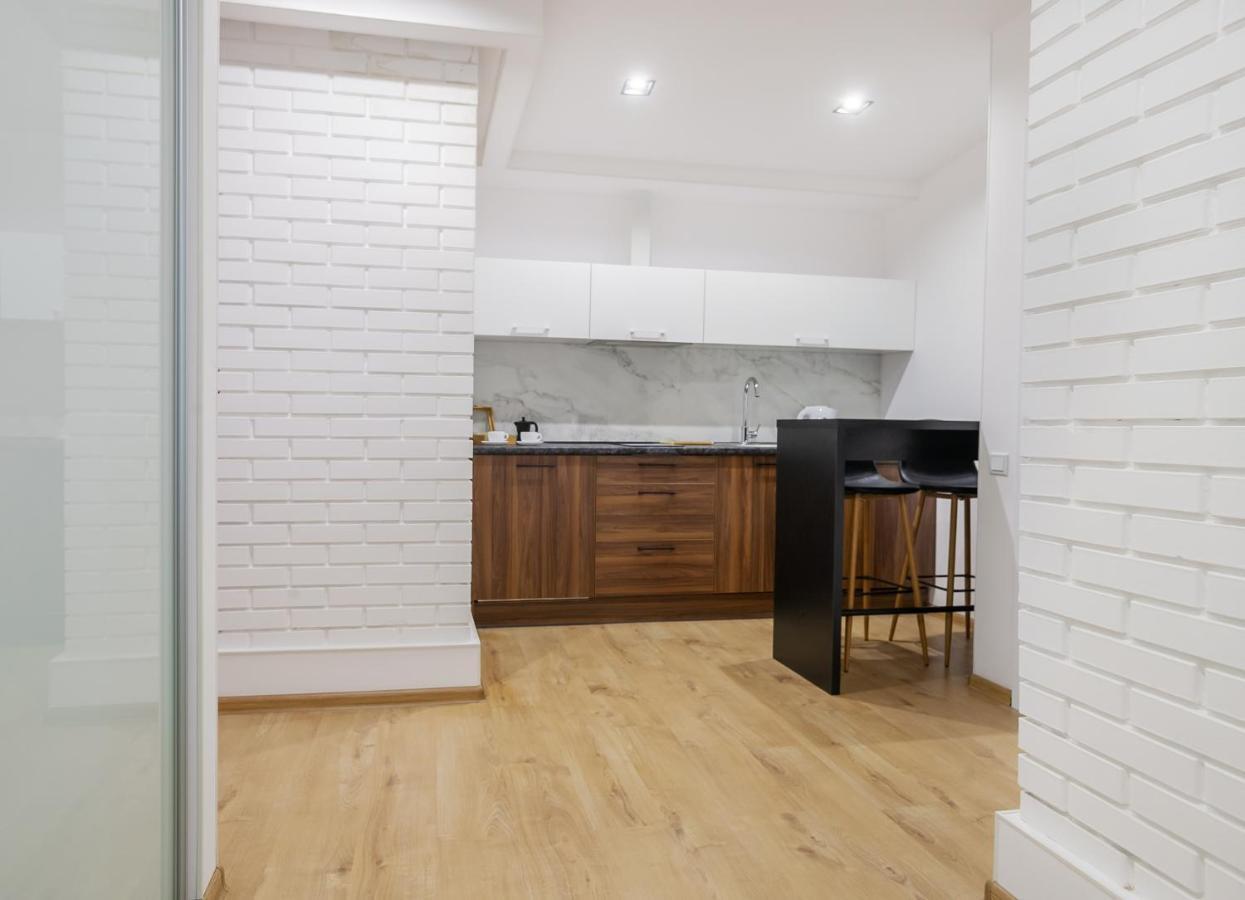 Amsterdam Lviv Apartments Экстерьер фото