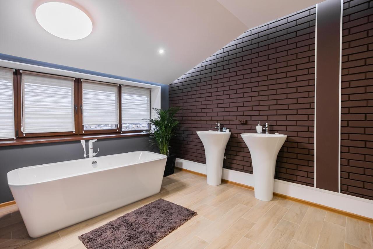 Amsterdam Lviv Apartments Экстерьер фото