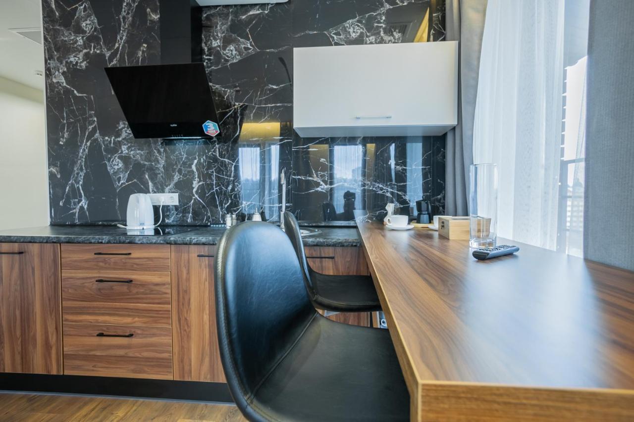 Amsterdam Lviv Apartments Экстерьер фото